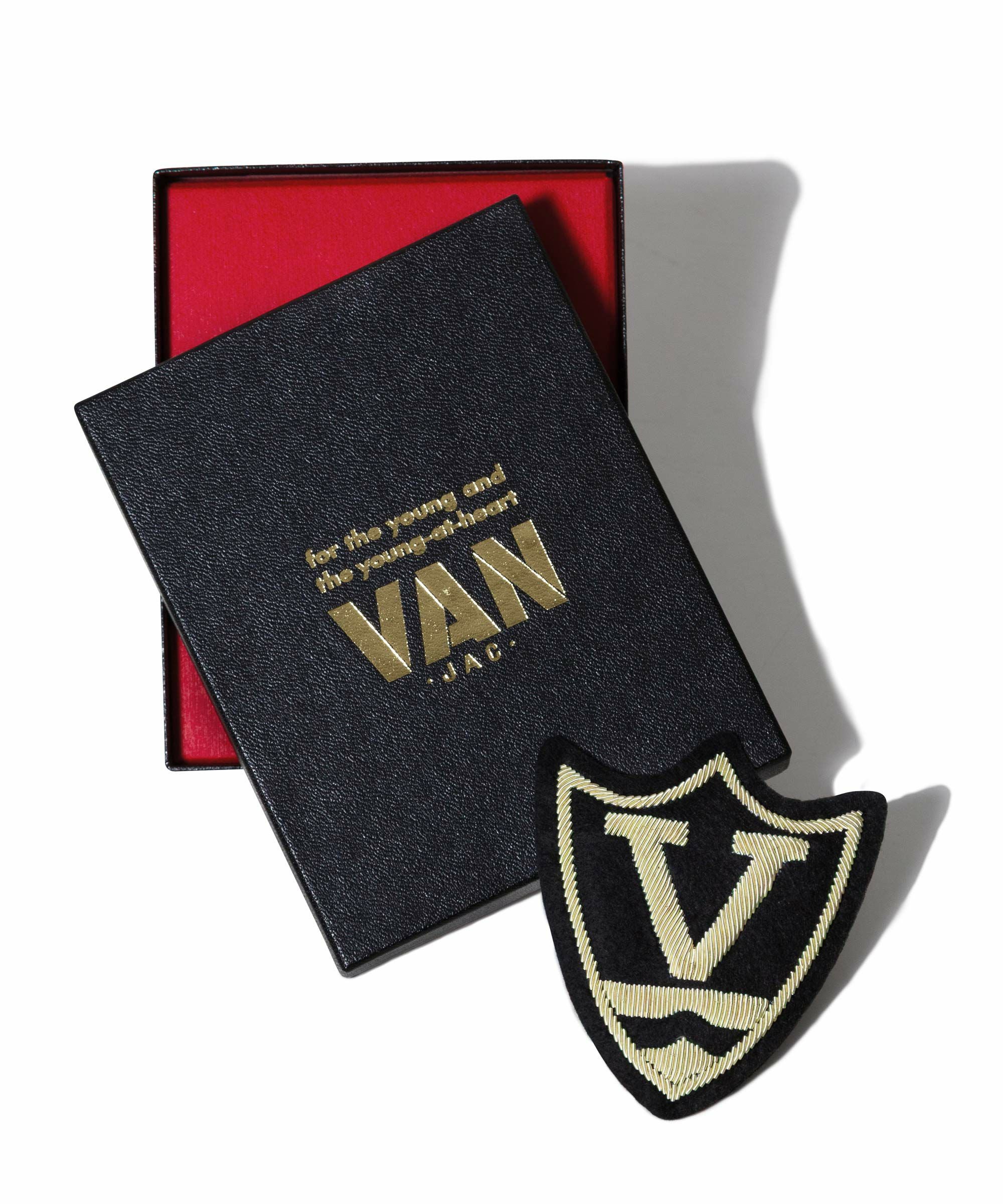 値引VANクラブジャケット、Vエンブレム金モール銀モール2点セット！大変希少 モールエンブレム＜Vエンブレム＞ ｜ VAN STORE