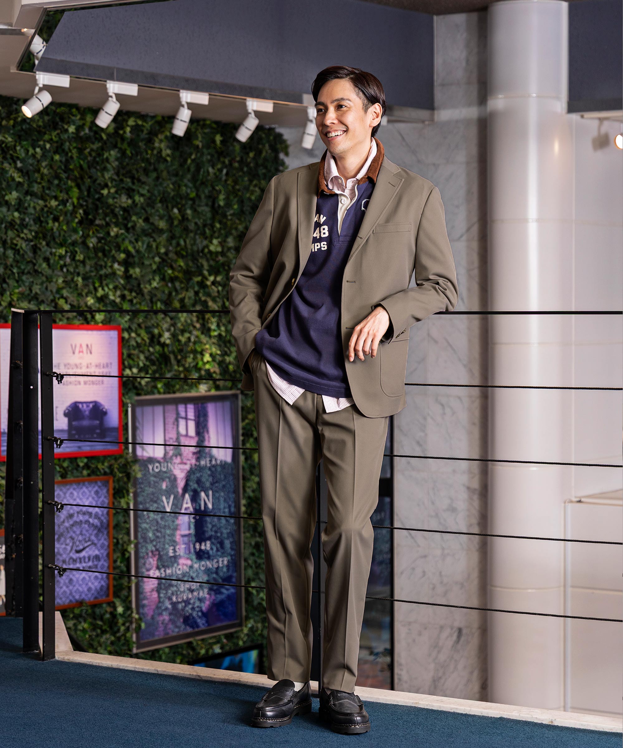 ストレッチジャケット＜SOLOTEX+HEAT ENERGY＞＜セットアップ＞ ｜ VAN