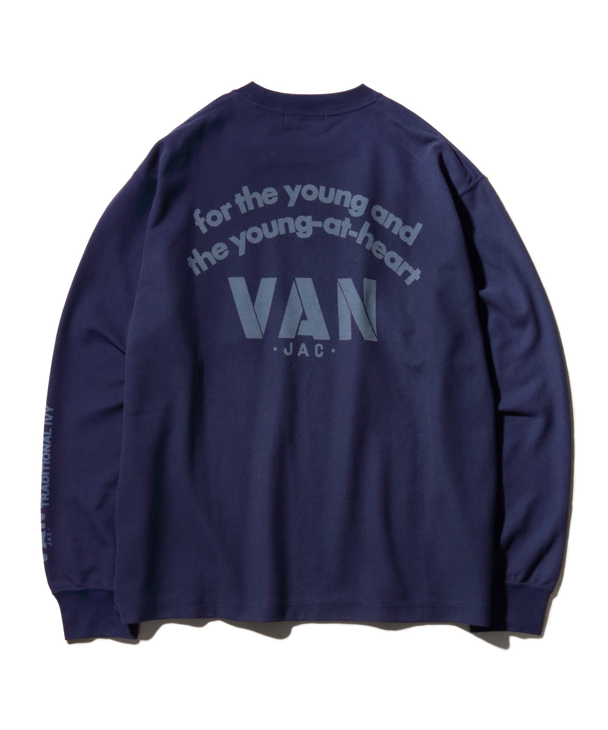 ロングスリーブTシャツ＜鹿子＞＜アーチロゴ＞ ｜ VAN STORE