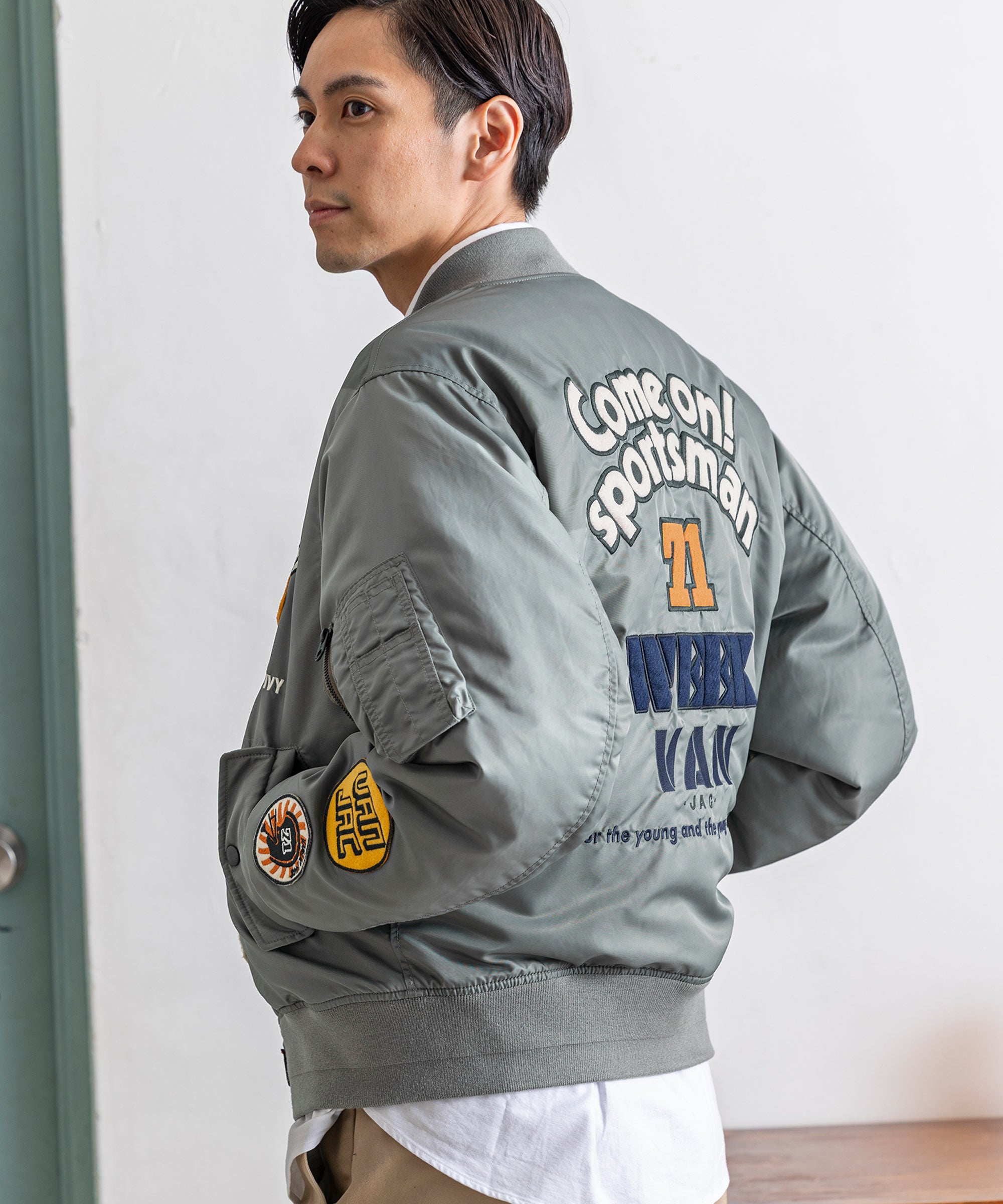 Outerwear&Coat | VAN STORE