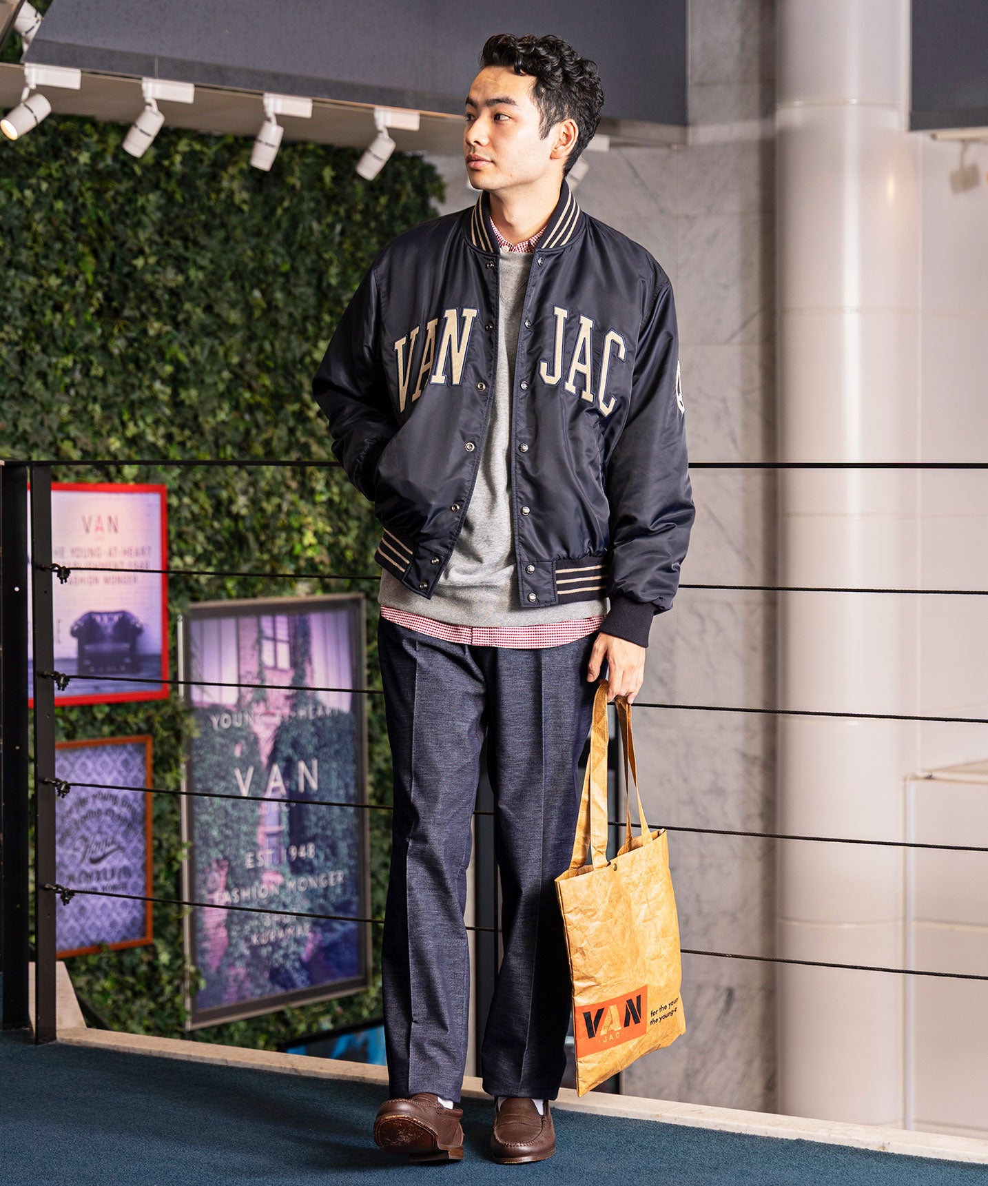 ナイロンスタジアムジャンパー ｜ VAN STORE
