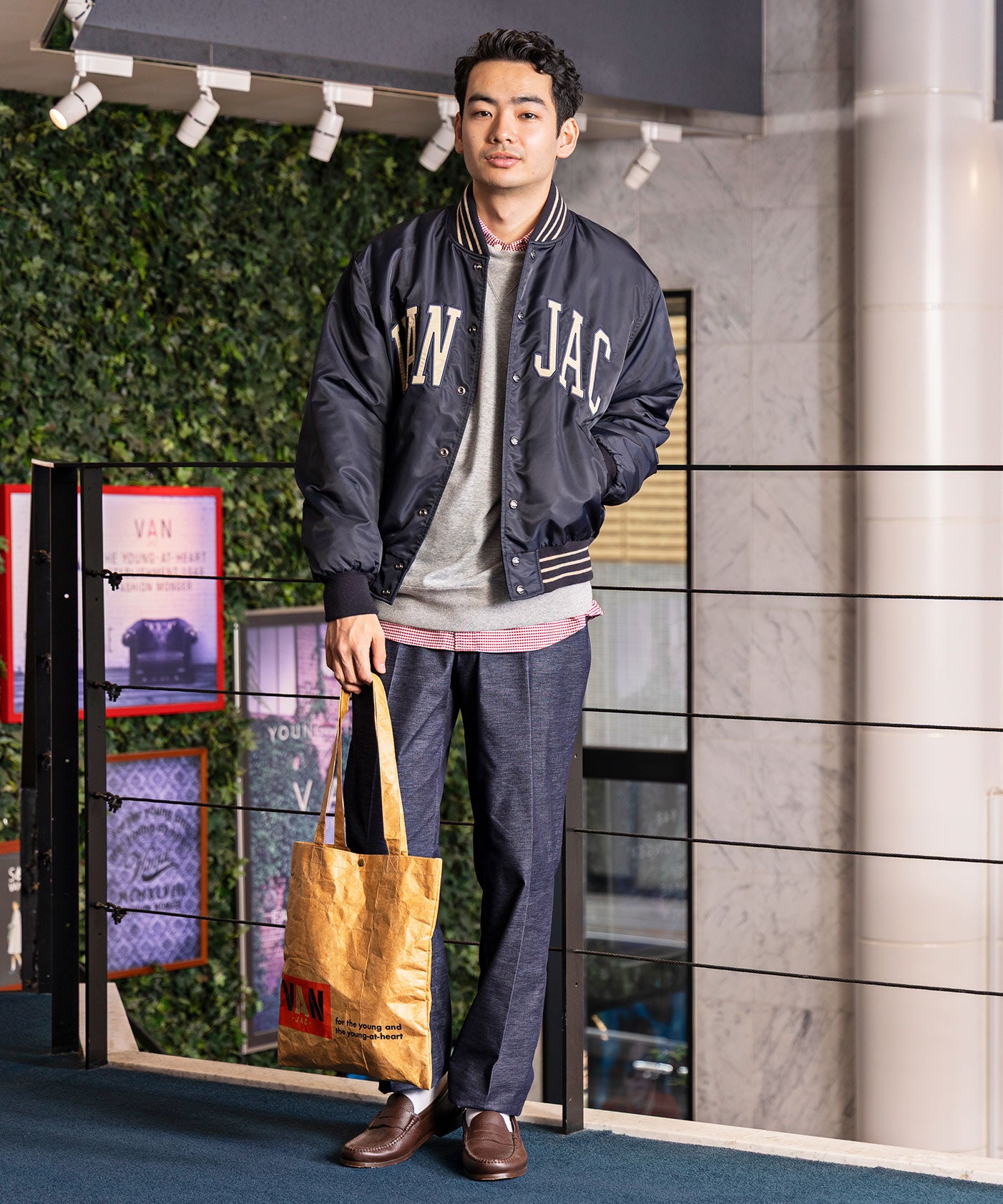 ナイロンスタジアムジャンパー ｜ VAN STORE